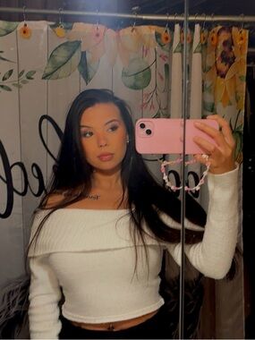 Garage Off the shoulder sweater